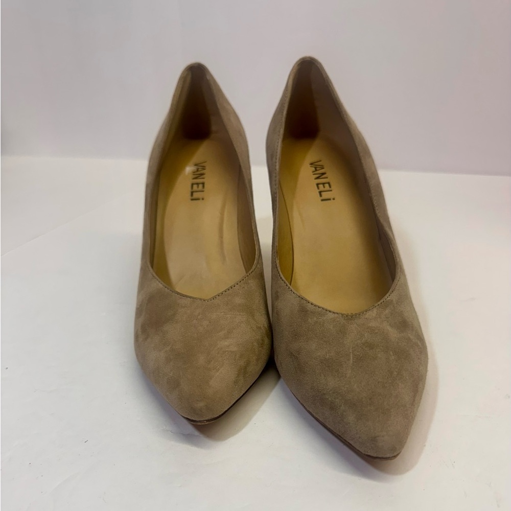 Vaneli Women's Beige Suede Heels Size 6.5 M